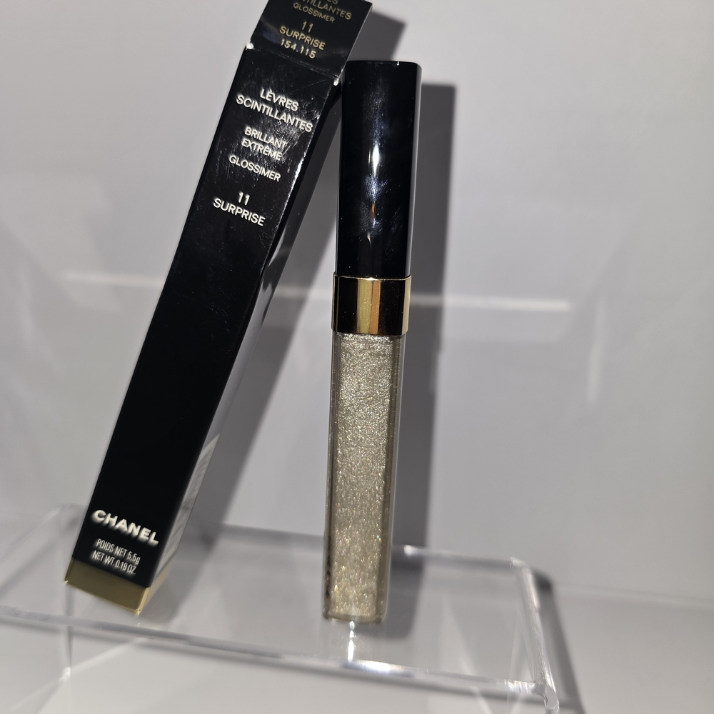 VINTAGE CHANEL GLOSSIMER- "SURPRISE"